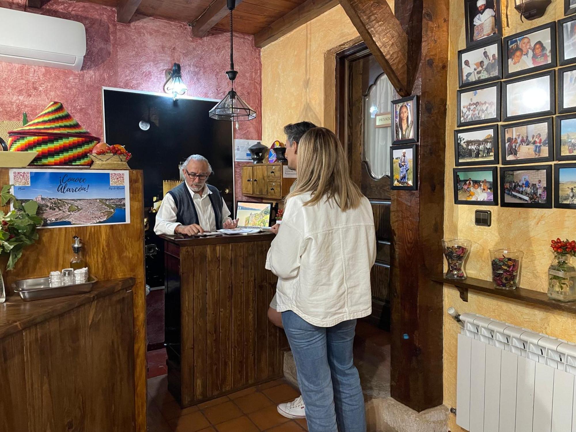 La Posada Del Hidalgo De Alarcón Buitenkant foto